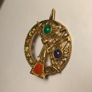 🍀 Sol D'or Brooch Kilt Pin gold tone stones Celtic Scottish Irish Wales si…